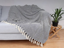 Load image into Gallery viewer, 100% Cotton Throw Blankets