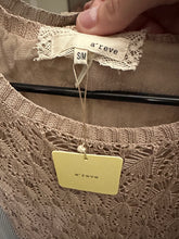 Load image into Gallery viewer, Kasha Crochet Top