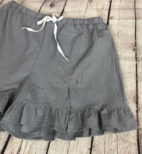 Load image into Gallery viewer, Holly Shorts - The Barron Boutique