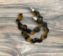 Load image into Gallery viewer, Leopard Wave Earrings - The Barron Boutique
