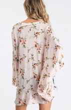 Load image into Gallery viewer, Pretty in Pink Kimono - The Barron Boutique