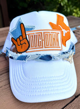 Load image into Gallery viewer, Longhorn Trucker Hat