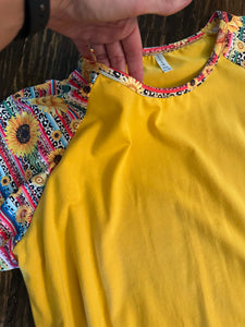 SERAPE SUNFLOWER CHEETAH YELLOW TOP