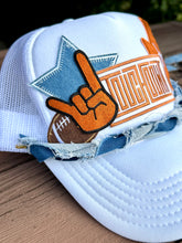 Load image into Gallery viewer, Longhorn Trucker Hat