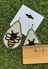 Load image into Gallery viewer, Bumble Bee Beaded Earrings