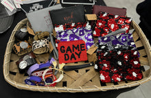 Load image into Gallery viewer, Beaded Game Day Clutches