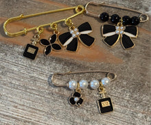 Load image into Gallery viewer, Bow &amp; Pearl Charm Pins