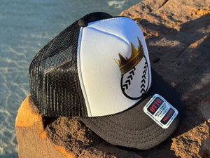 YOUTH Dinger King Trucker Hat