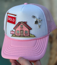 Load image into Gallery viewer, Realtor Trucker Hat