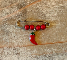 Load image into Gallery viewer, Trucker Hat Charm Chains