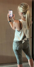 Load image into Gallery viewer, Capri Yoga Activewear Leggings