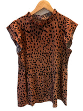 Load image into Gallery viewer, Lucy Leopard Flutter Top (White &amp; Brown)