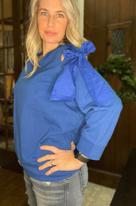 Royal Bow Sweathshirt - The Barron Boutique