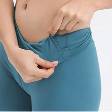 Load image into Gallery viewer, LU Leggings