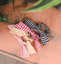 Load image into Gallery viewer, Hair Ties - The Barron Boutique