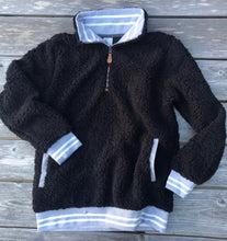 Load image into Gallery viewer, Vintage Sherpa Pullover (Black or Cream) - The Barron Boutique