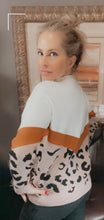 Load image into Gallery viewer, Leopard O-Neck Sweater