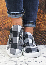 Load image into Gallery viewer, Black &amp; White Checked Slip On Sneakers