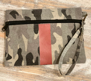 Camo Wristlet - The Barron Boutique