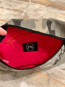 Camo Wristlet - The Barron Boutique