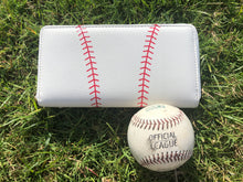 Load image into Gallery viewer, Game Day Wallets - The Barron Boutique