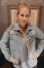 Load image into Gallery viewer, Leopard Patchwork Blue Jean Denim Jacket