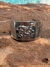 Load image into Gallery viewer, Silver Horse Bangel Cuffs