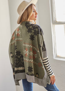 Aztec Snowflake Cape - The Barron Boutique