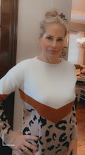 Load image into Gallery viewer, Leopard O-Neck Sweater