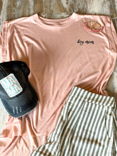 Load image into Gallery viewer, Boy Mom Flowy Muscle Tee