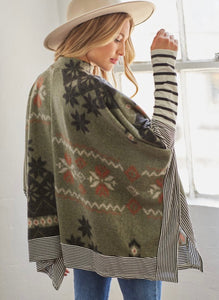 Aztec Snowflake Cape - The Barron Boutique