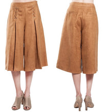 Load image into Gallery viewer, Laced Culottes in Camel