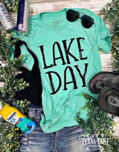 Lake Day Tee - The Barron Boutique