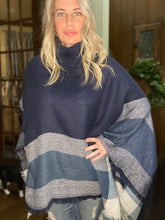 Load image into Gallery viewer, Poncho Azul - The Barron Boutique