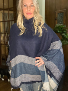 Poncho Azul - The Barron Boutique